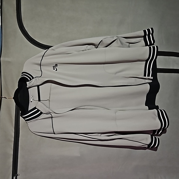 Men's Nike Air Track jacket - Picture 1 of 4